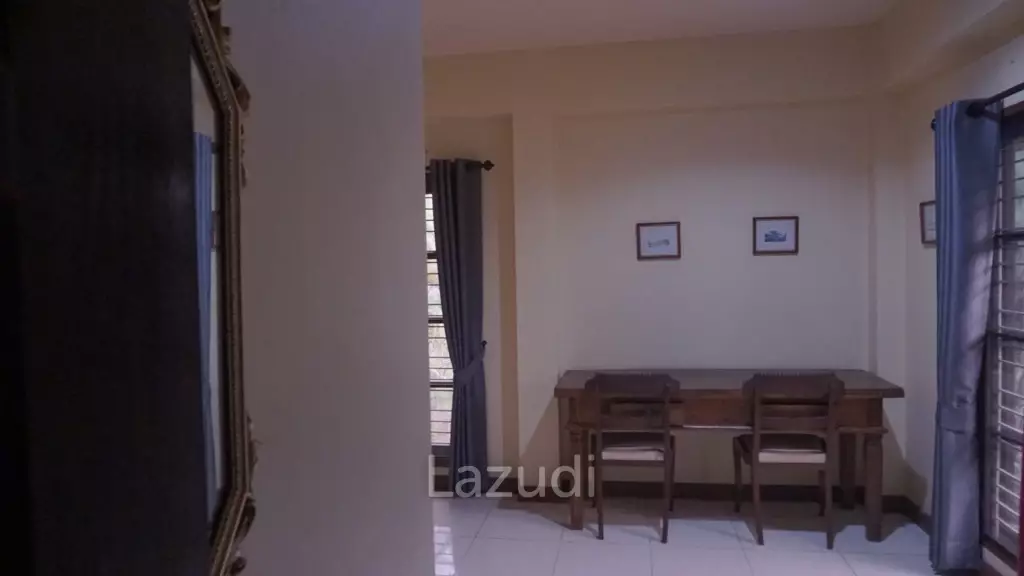 Foreign style house for rent