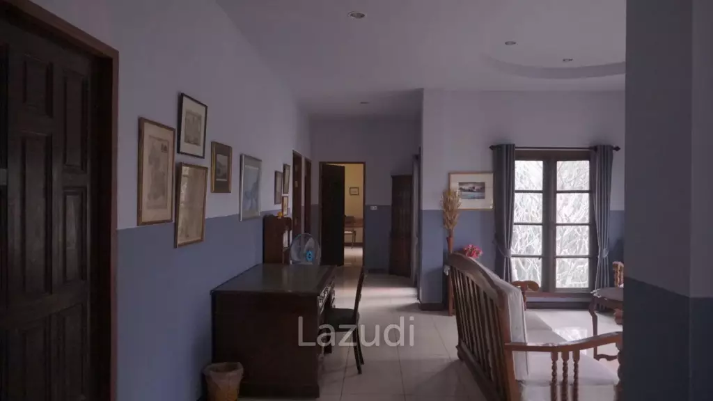Foreign style house for rent