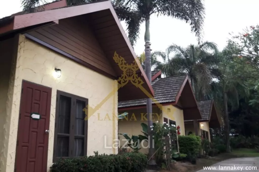 Large neat Resort in Mae Sai