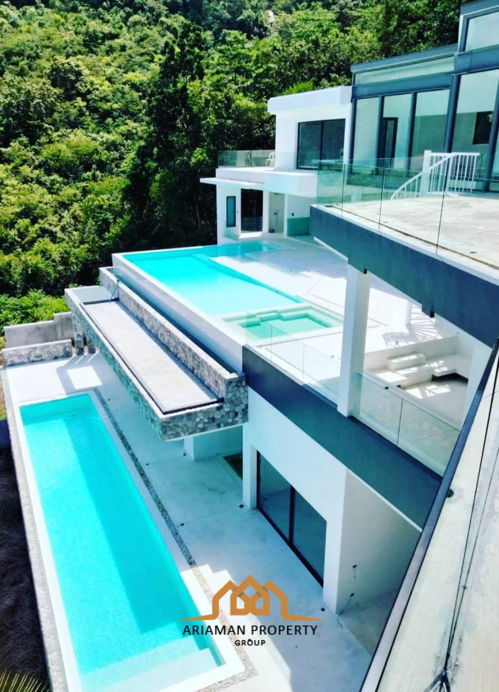 Luxurious 9-Bedroom Villa in Bangpor, Koh Samui