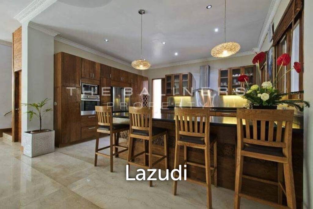 BEAUTIFUL FREEHOLD VILLA IN KEROBOKAN