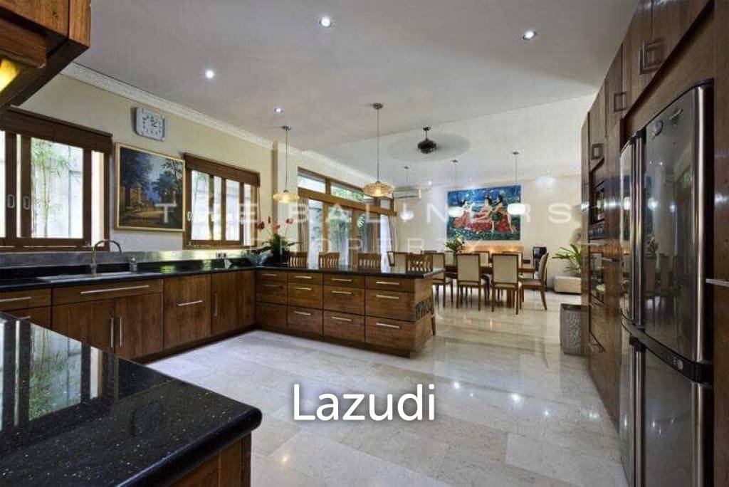 BEAUTIFUL FREEHOLD VILLA IN KEROBOKAN