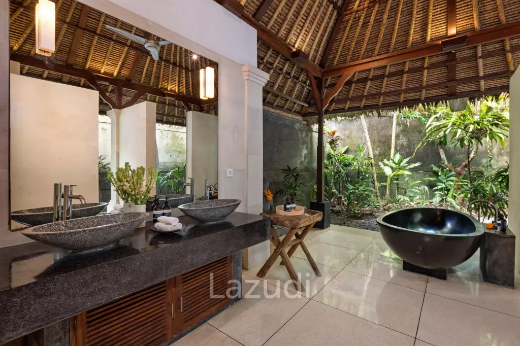 RIVERSIDE OASIS: A SPECTACULAR VILLA RETREAT IN CEPAKA, TABANAN