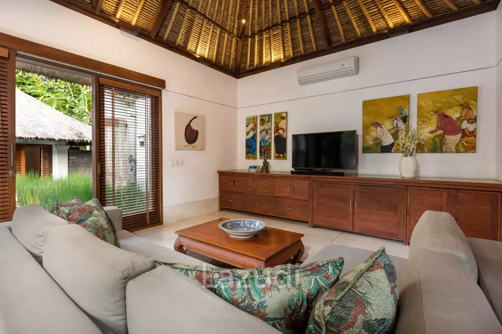 RIVERSIDE OASIS: A SPECTACULAR VILLA RETREAT IN CEPAKA, TABANAN