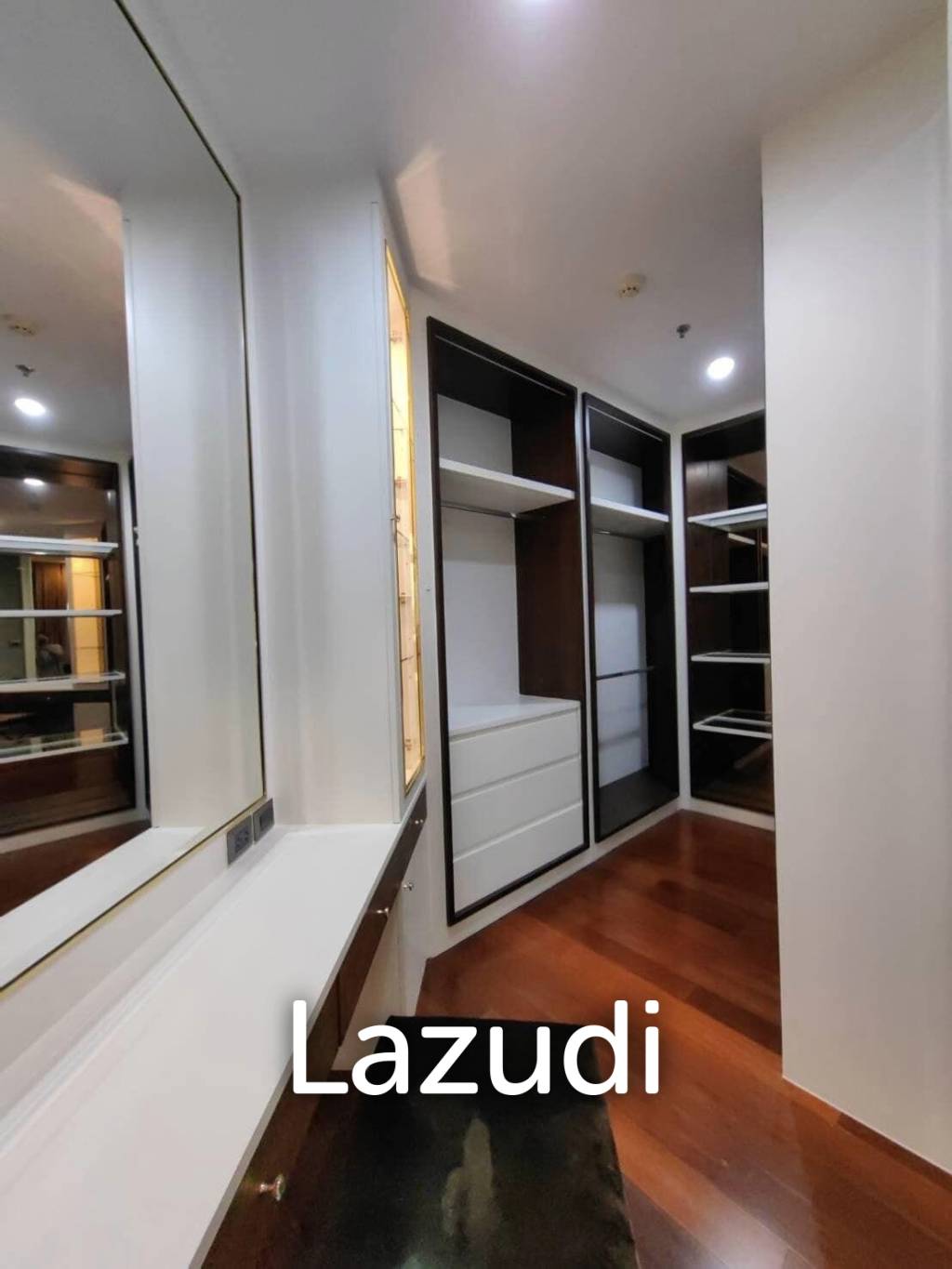 4 Bed 4 Bath 250 SQ.M Supalai Wellington 1