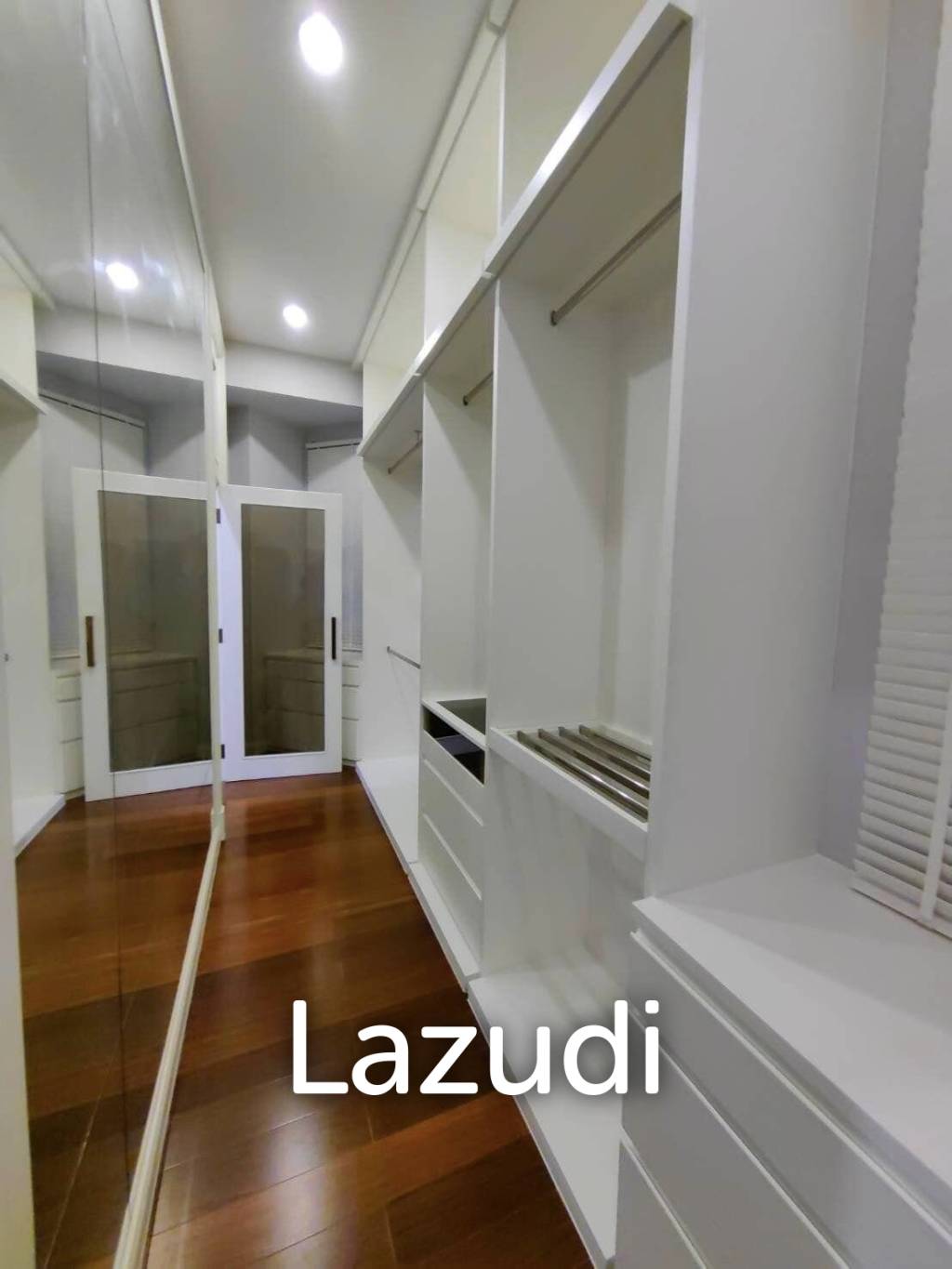 4 Bed 4 Bath 250 SQ.M Supalai Wellington 1
