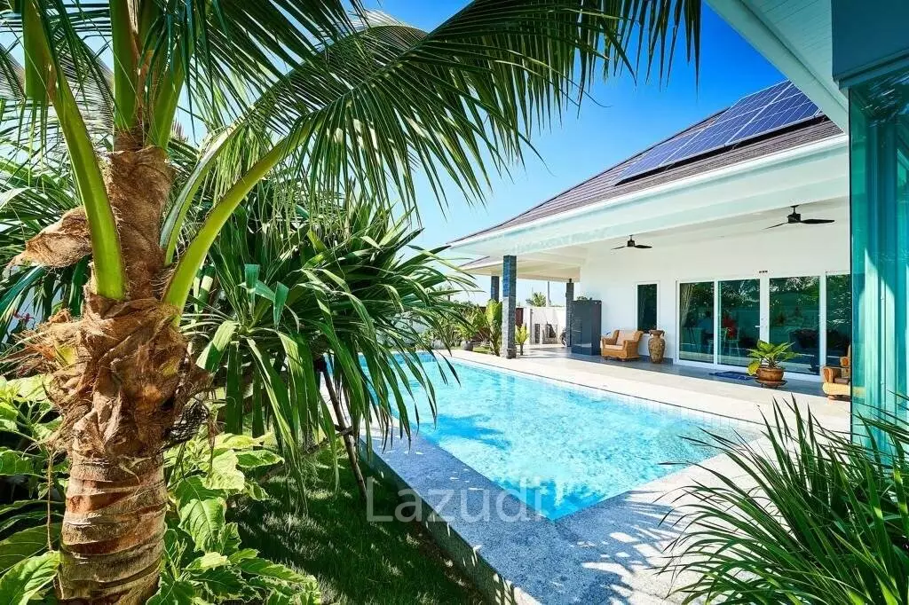 12.5 kW solar system with battery / tiled exterior / Thai outdoor kitchen