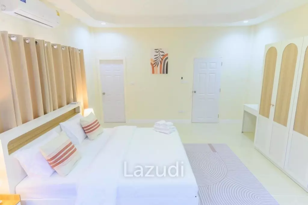 3 Beds 2 Baths 176 SQ.M. Royal Park Hill