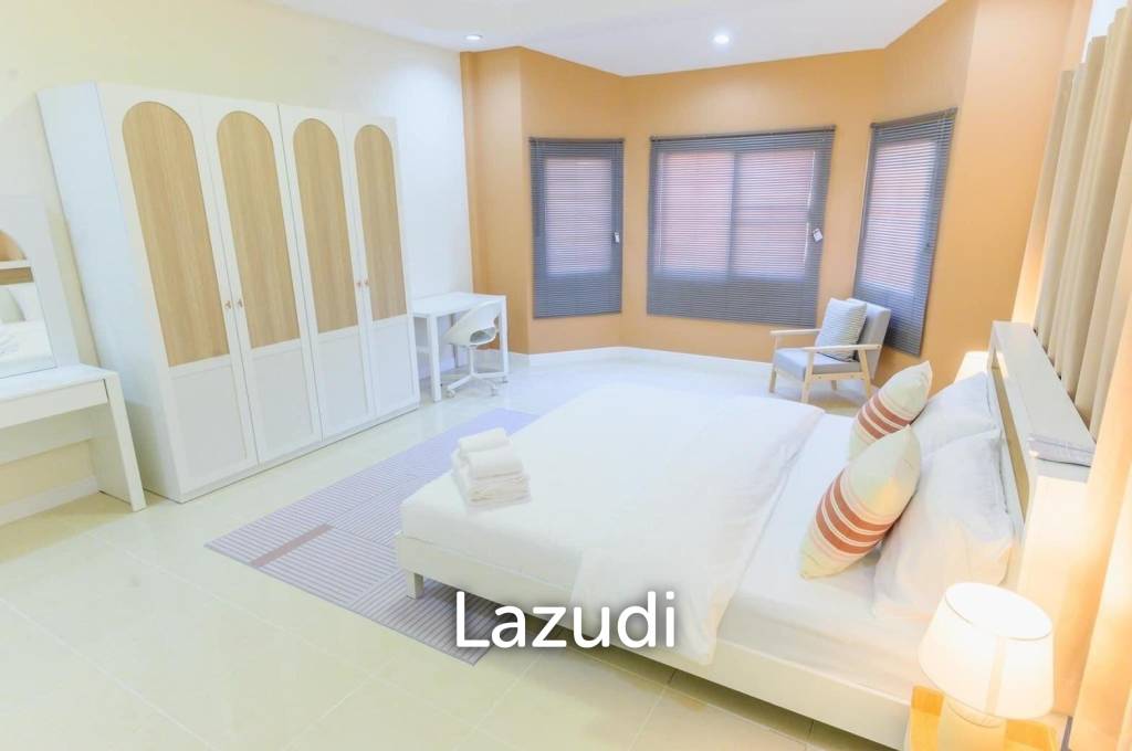 3 Beds 2 Baths 176 SQ.M. Royal Park Hill