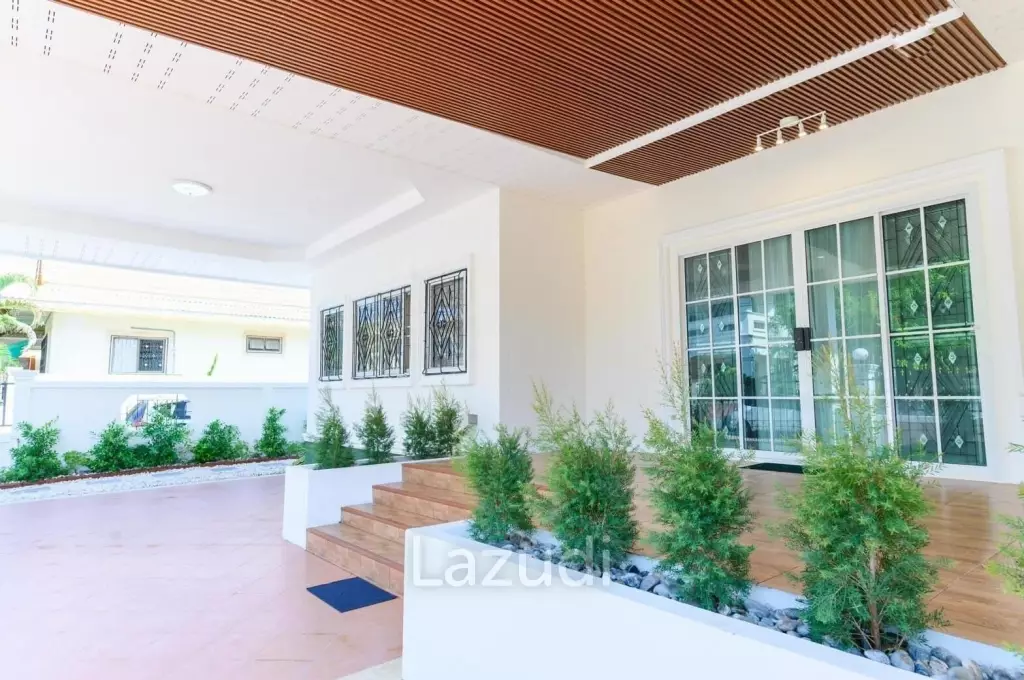 3 Beds 2 Baths 176 SQ.M. Royal Park Hill