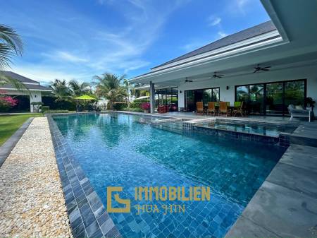 The Clouds: Stunning 4 Bedroom Pool Villa: Home Gym