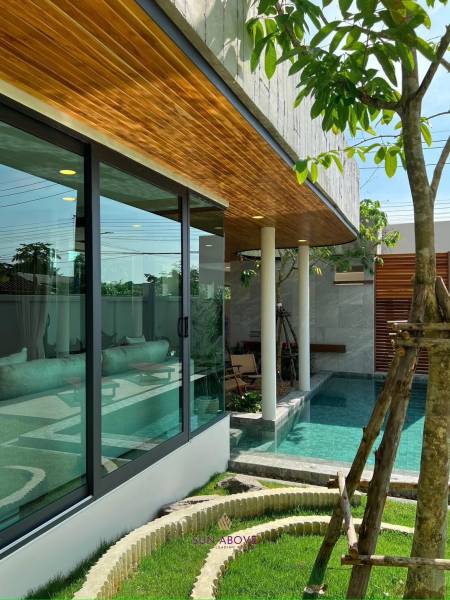 NEW POOL VILLA FOR SALE IN THALANG