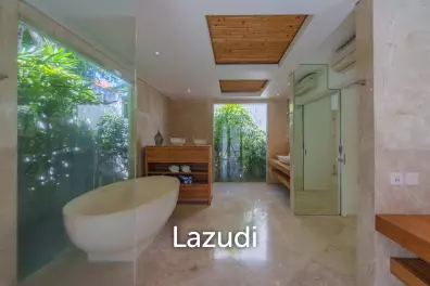 Big One bedroom villa walking distance from the beach