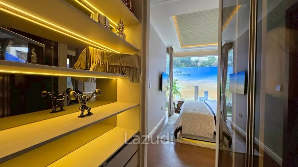 1 Bed 1 Bath 39 SQ.M. The Riviera Malibu and Residence