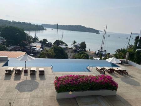 Sea view 3- Bedroom Apartment For Rent At East Coast Ocean Villa, Ao Po