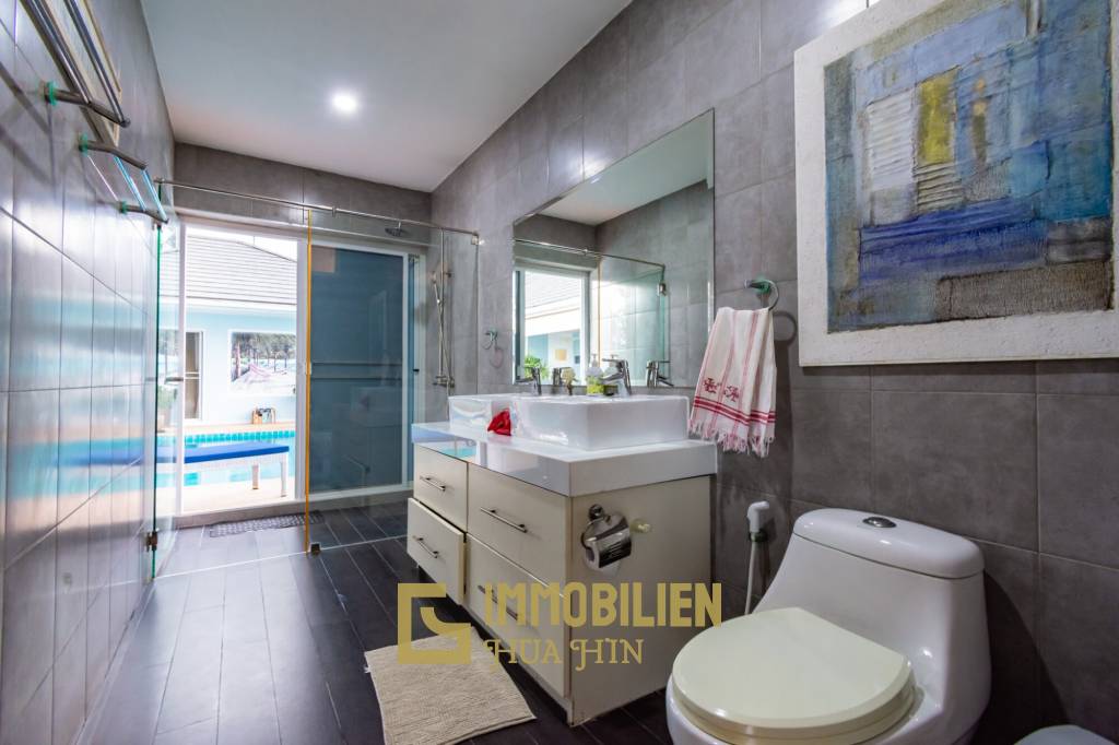 1,450 metro cuadrado 4 ` 5 Baño Villa de Venta