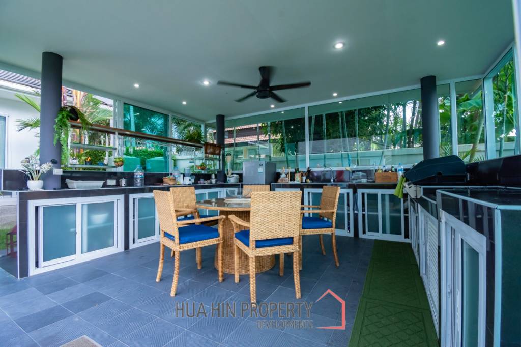 BO FAI : Luxury renovated 4 bed pool Villa