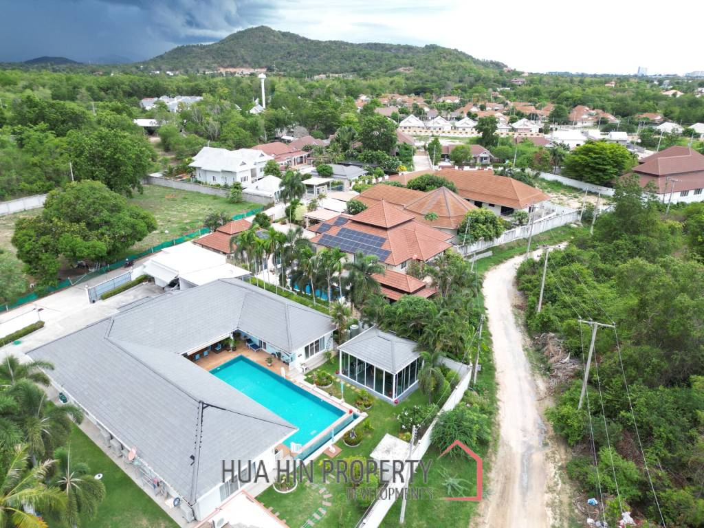 BO FAI : Luxury renovated 4 bed pool Villa