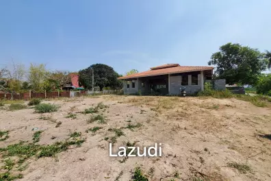 Partially built house on 1 rai land close to Mali Prestige