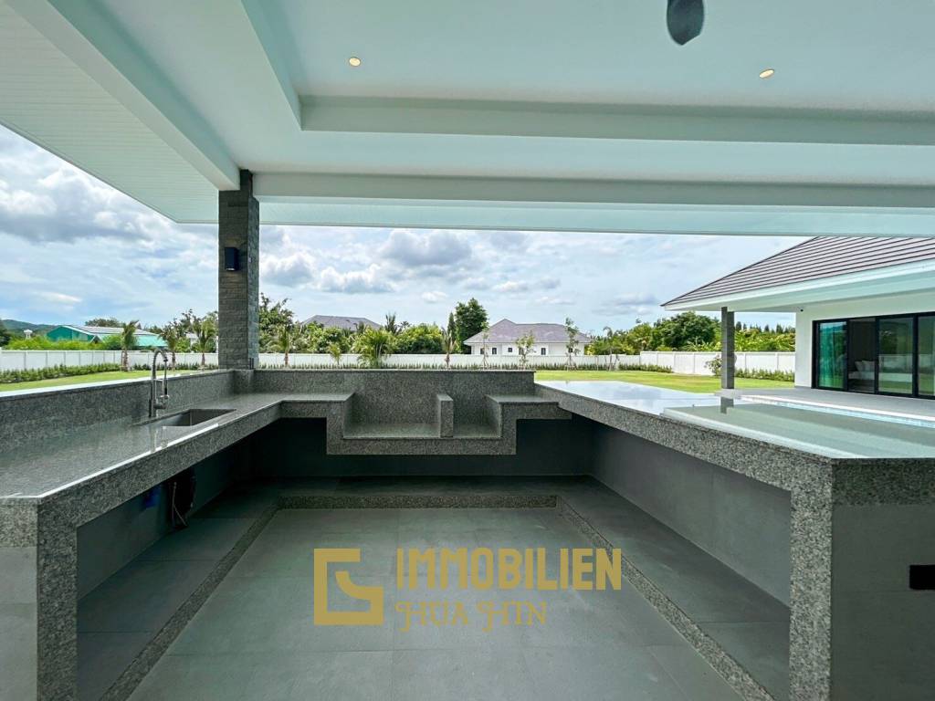 Amazing Quality, Modern 4 Bed Pool Villa with Mountain Views