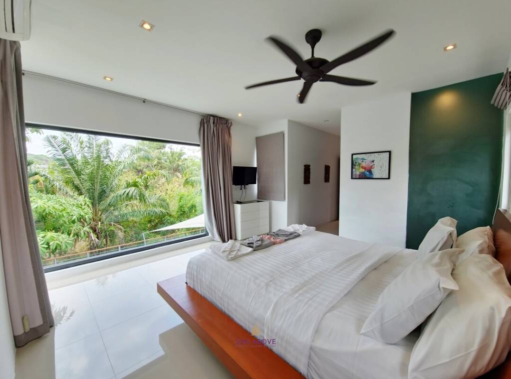 2 Bedroom Private Pool Villa in Naiharn / Yanui