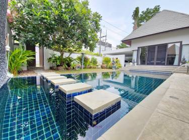 2 Bedroom Pool Villa for Sale in Rawai