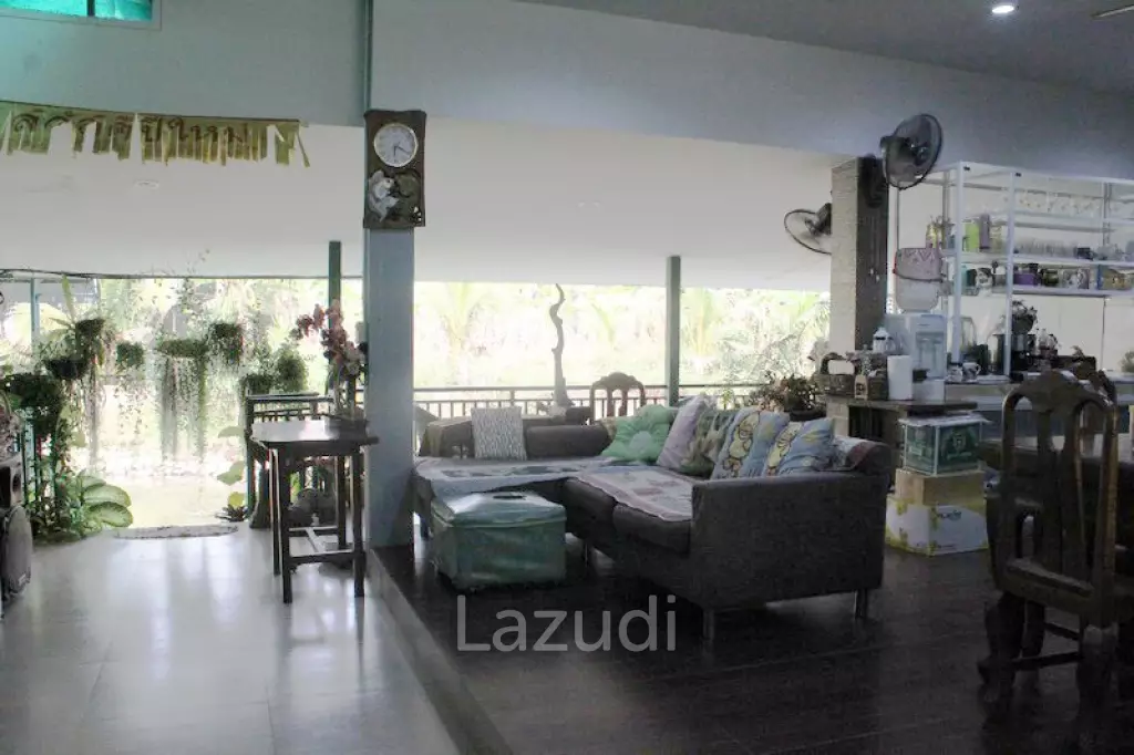 Riverside House in Chiang Rai for SALE