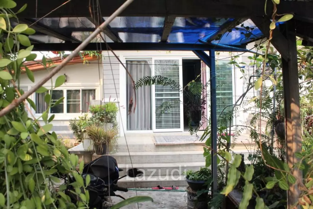 Riverside House in Chiang Rai for SALE