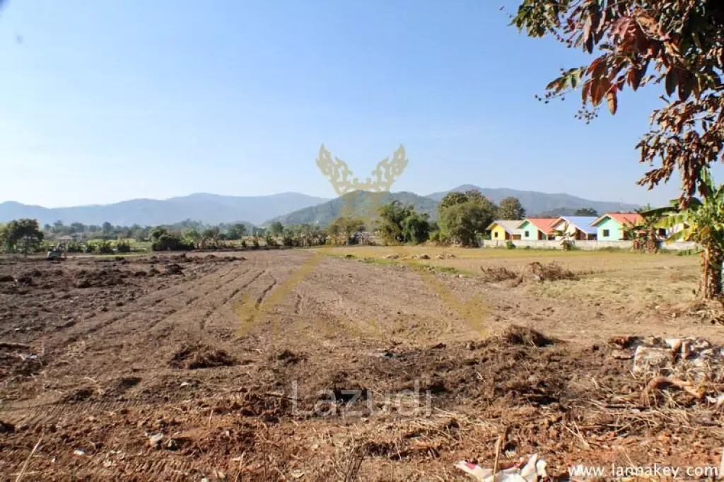Land for Sale in Ta Sud