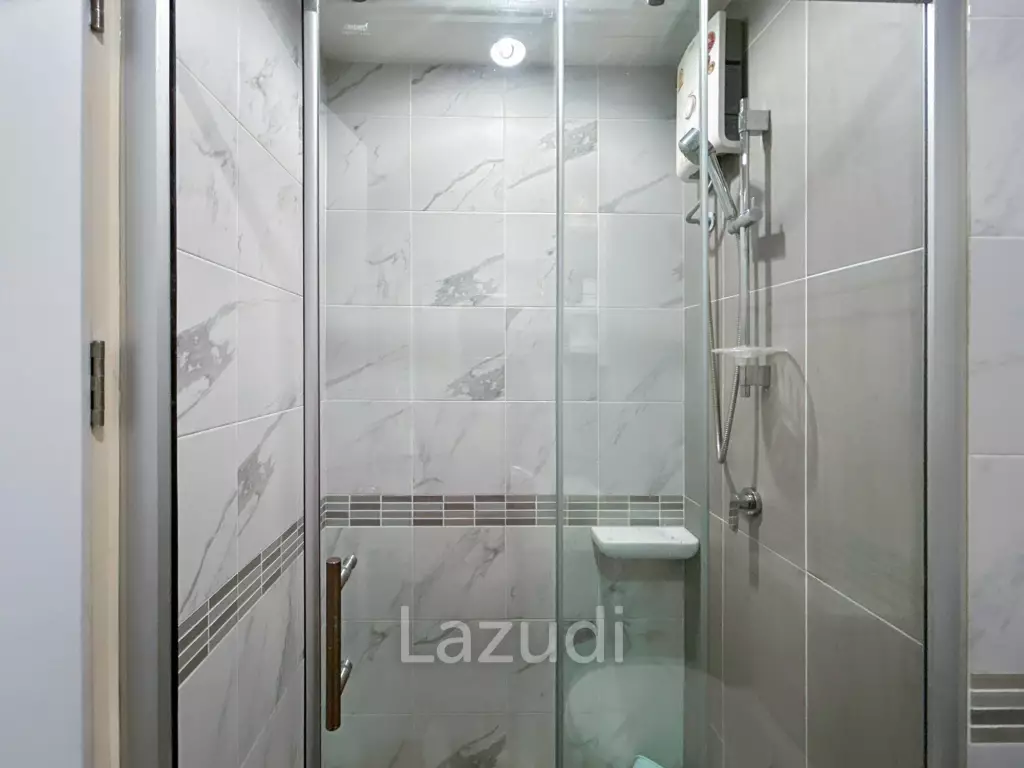 Lumpini Park Beach: 1 Bedroom Condo