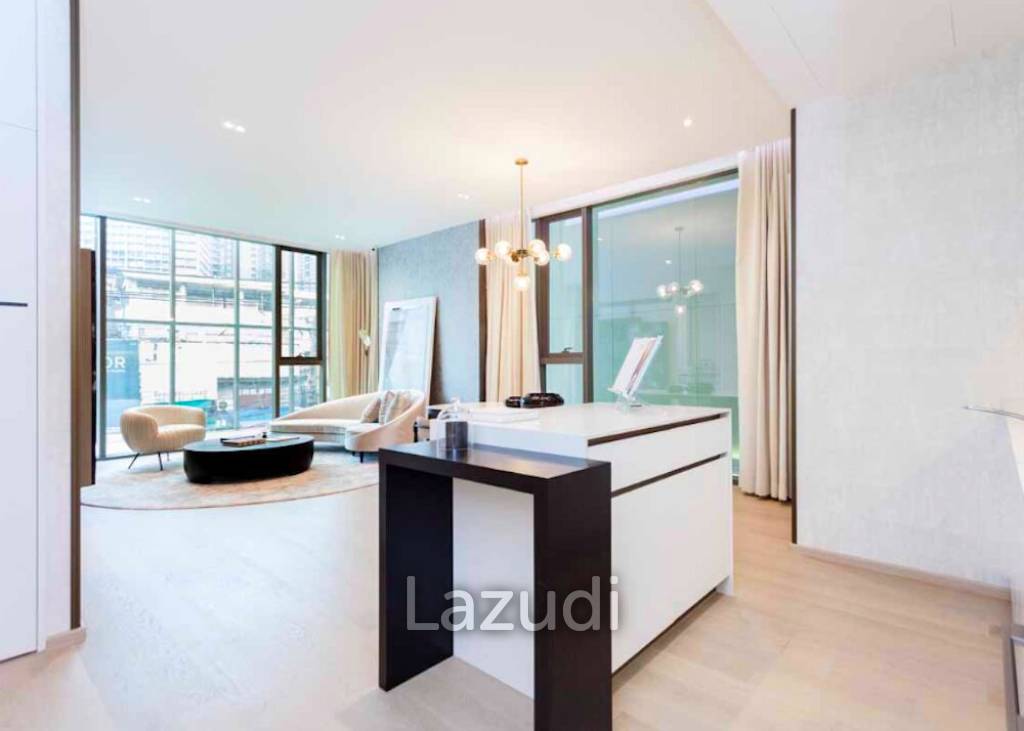 2 Bed 2 Bath 80.14 SQ.M. The Strand Thonglor
