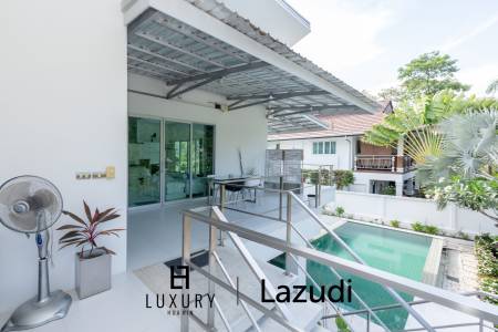 Modern 4 Bedroom Pool Villa Close to Town