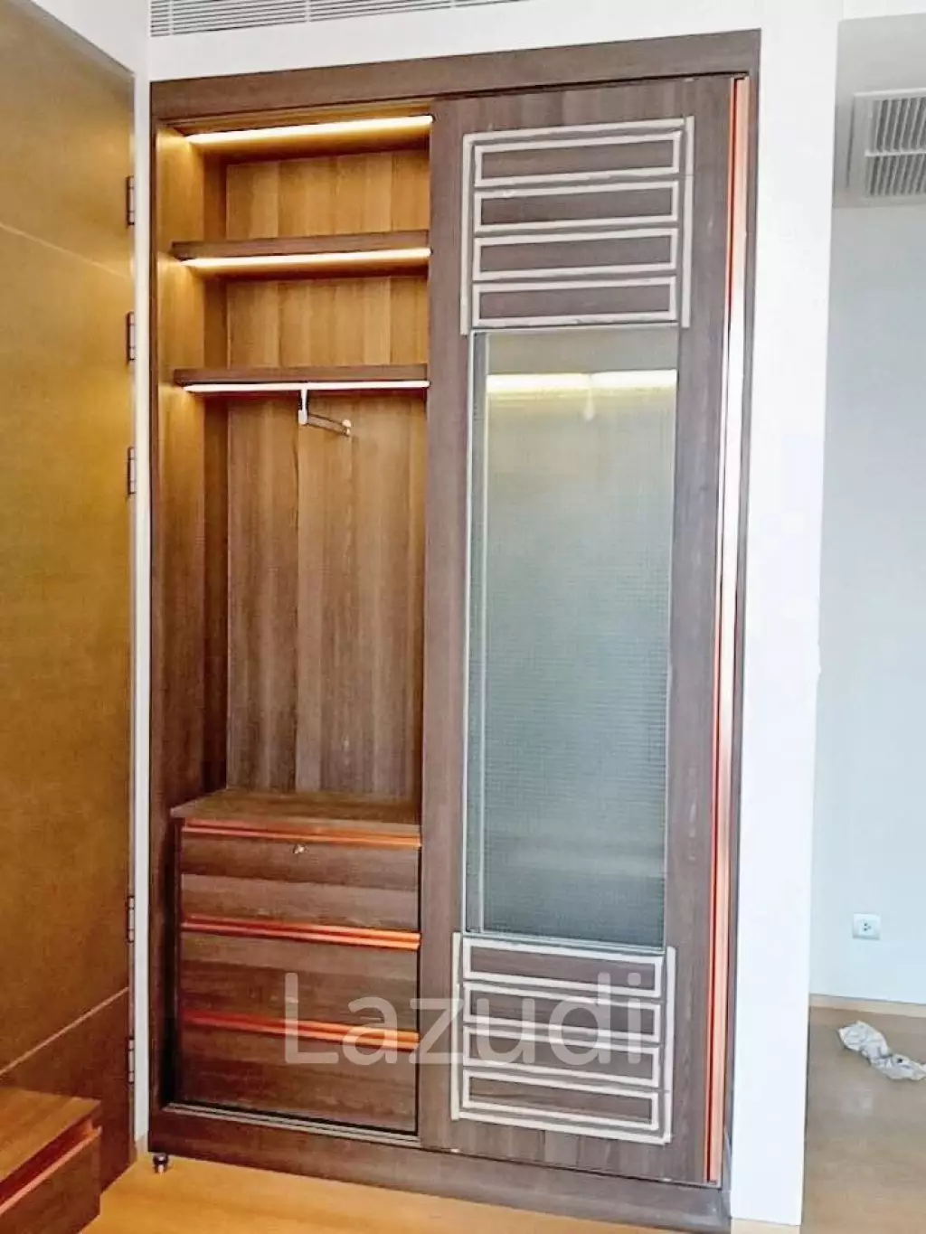 1 bedroom 1 bathroom 49 SQ.M Saladaeng One