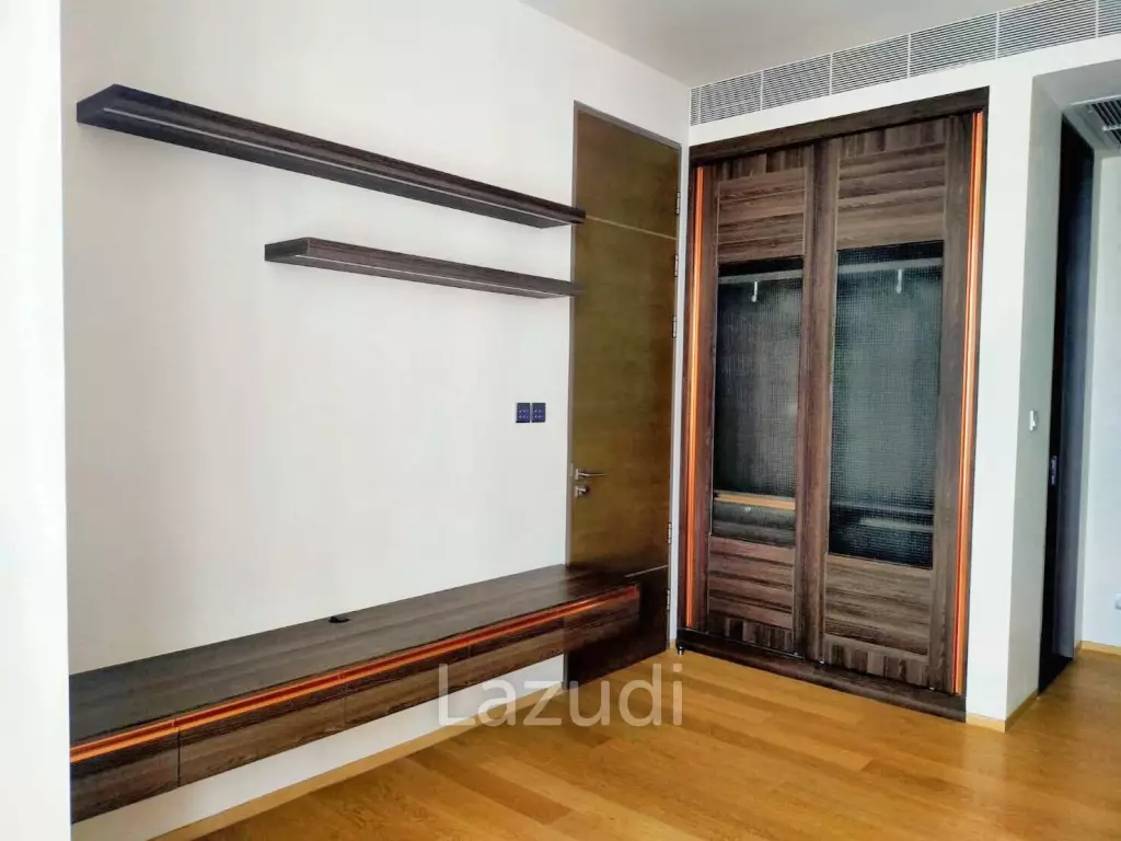 1 bedroom 1 bathroom 49 SQ.M Saladaeng One