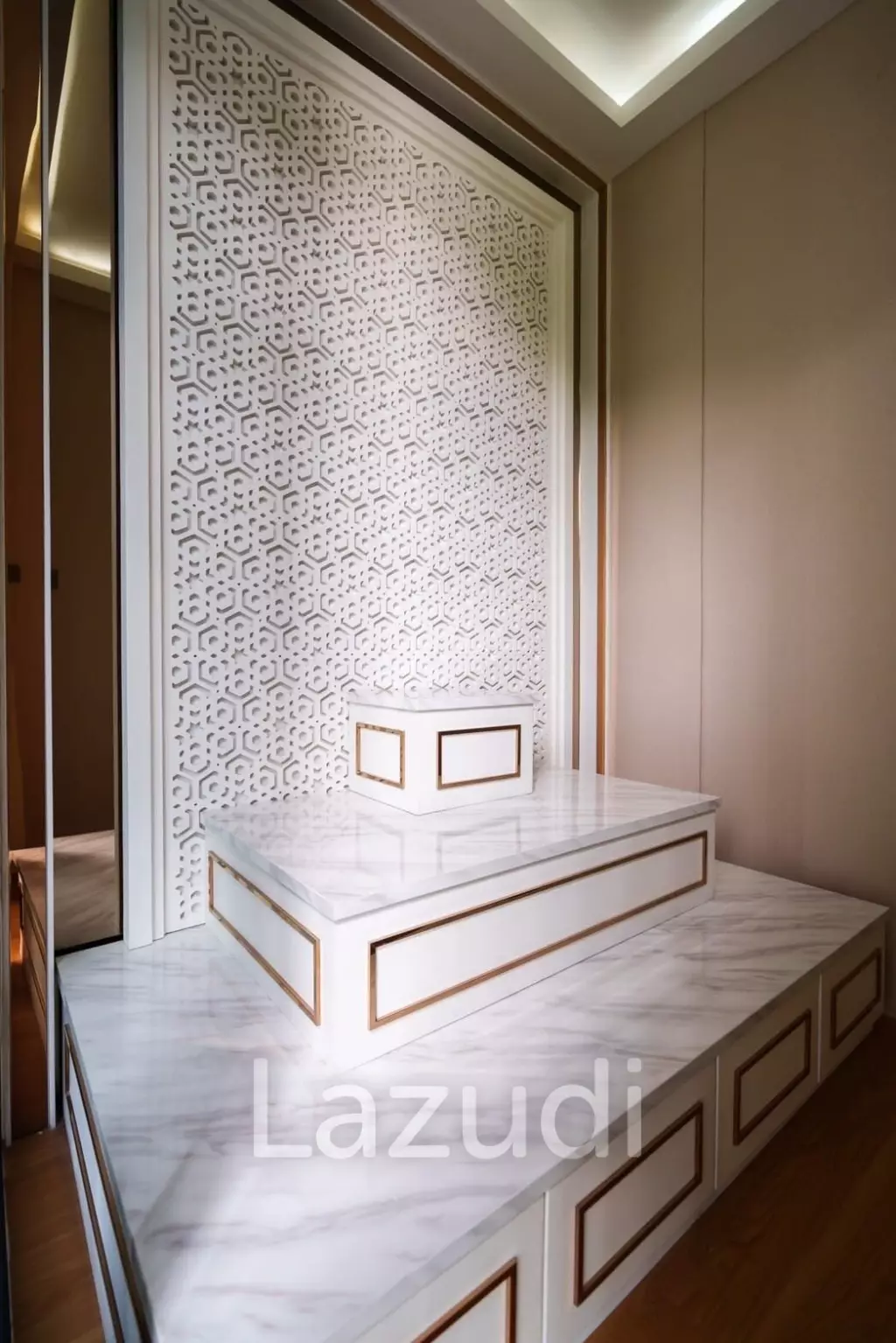 4 Bed 4 Bath 595 SQ.M  The Urban Reserve Rama 9-Motorway