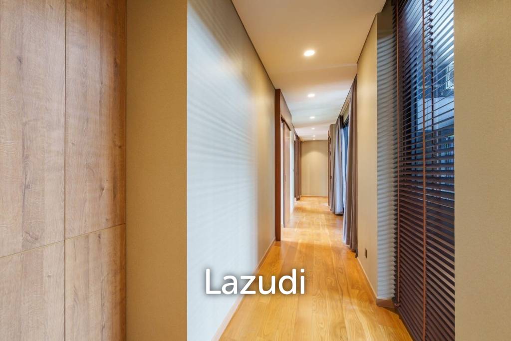 4 Bed 4 Bath 595 SQ.M  The Urban Reserve Rama 9-Motorway