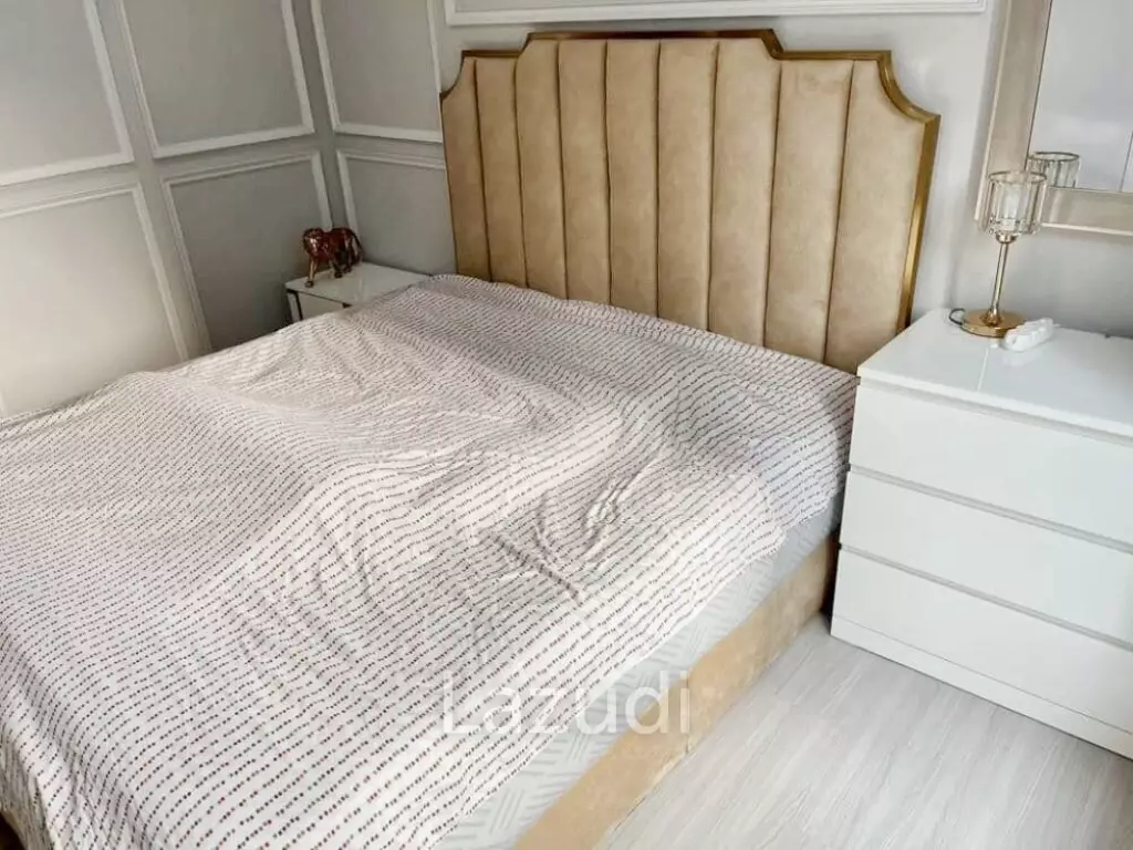 1 Bed 1 Bath 32 SQ.M LIFE Asoke - Rama 9