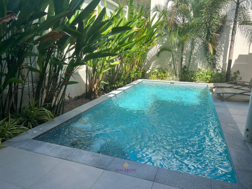 Luxurious 3-Bedroom Villa in Rawai, Phuket