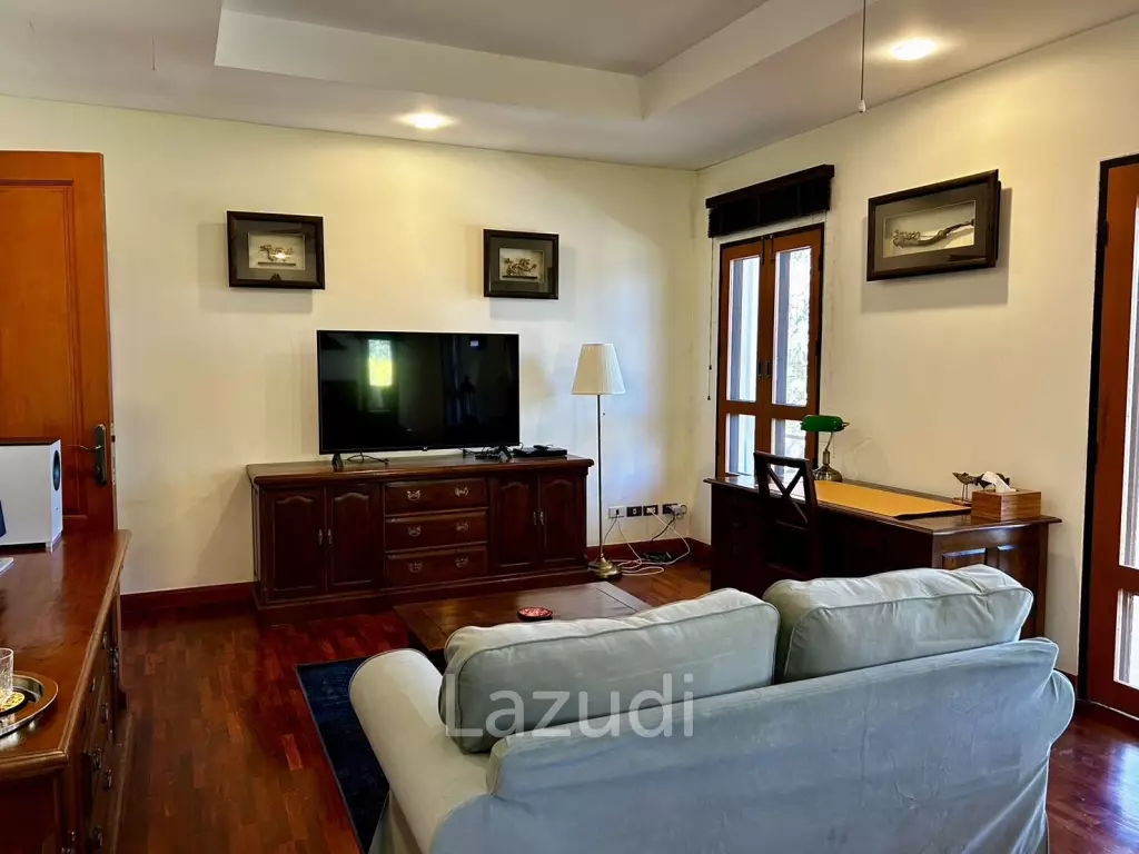 Stunning 3 beds 3 baths hillside Villa with Seaview