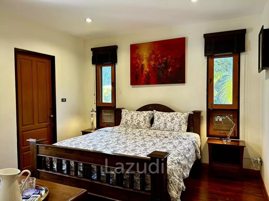Stunning 3 beds 3 baths hillside Villa with Seaview