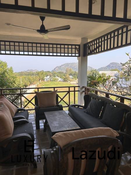 Stunning 3 beds 3 baths hillside Villa with Seaview