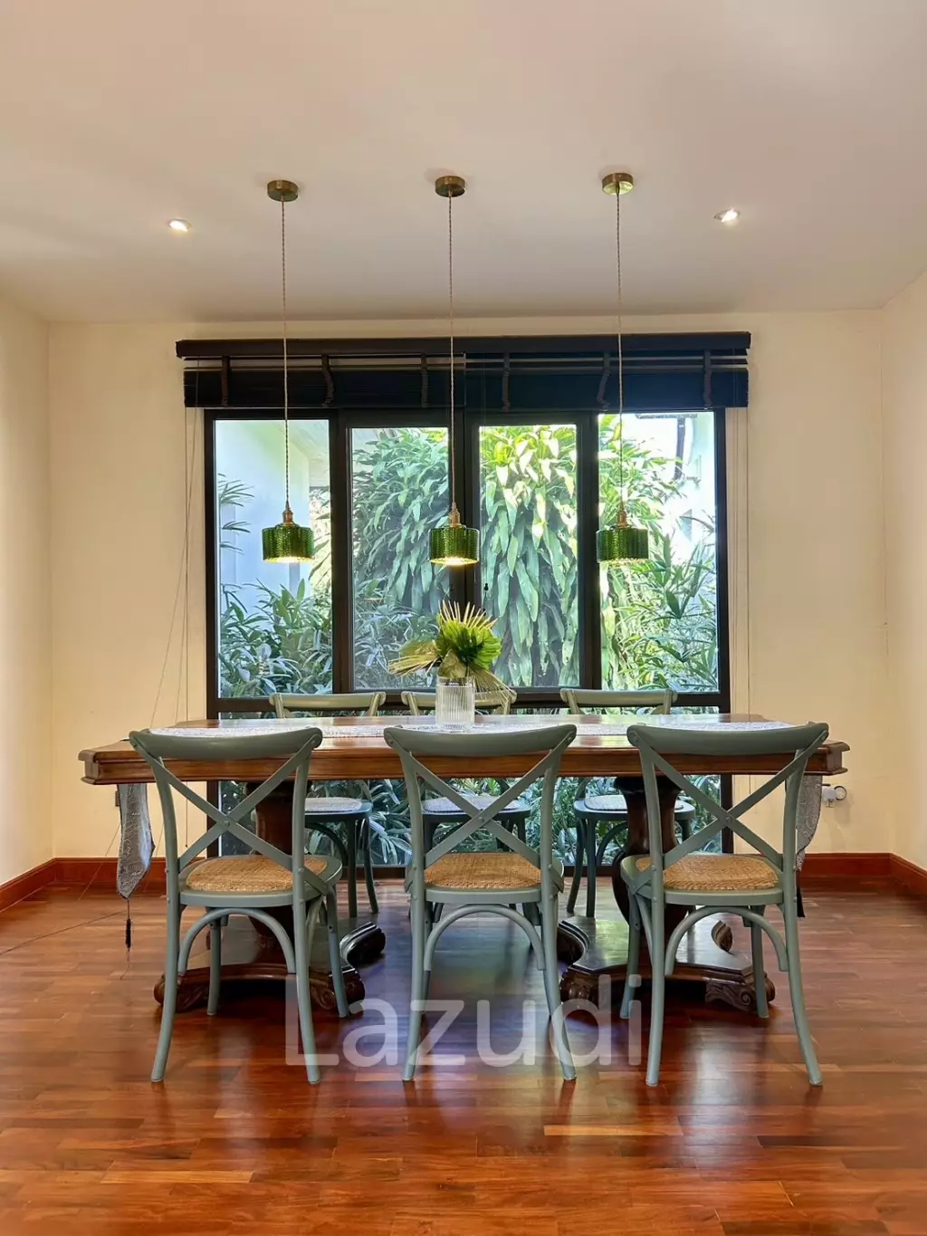 Stunning 3 beds 3 baths hillside Villa with Seaview