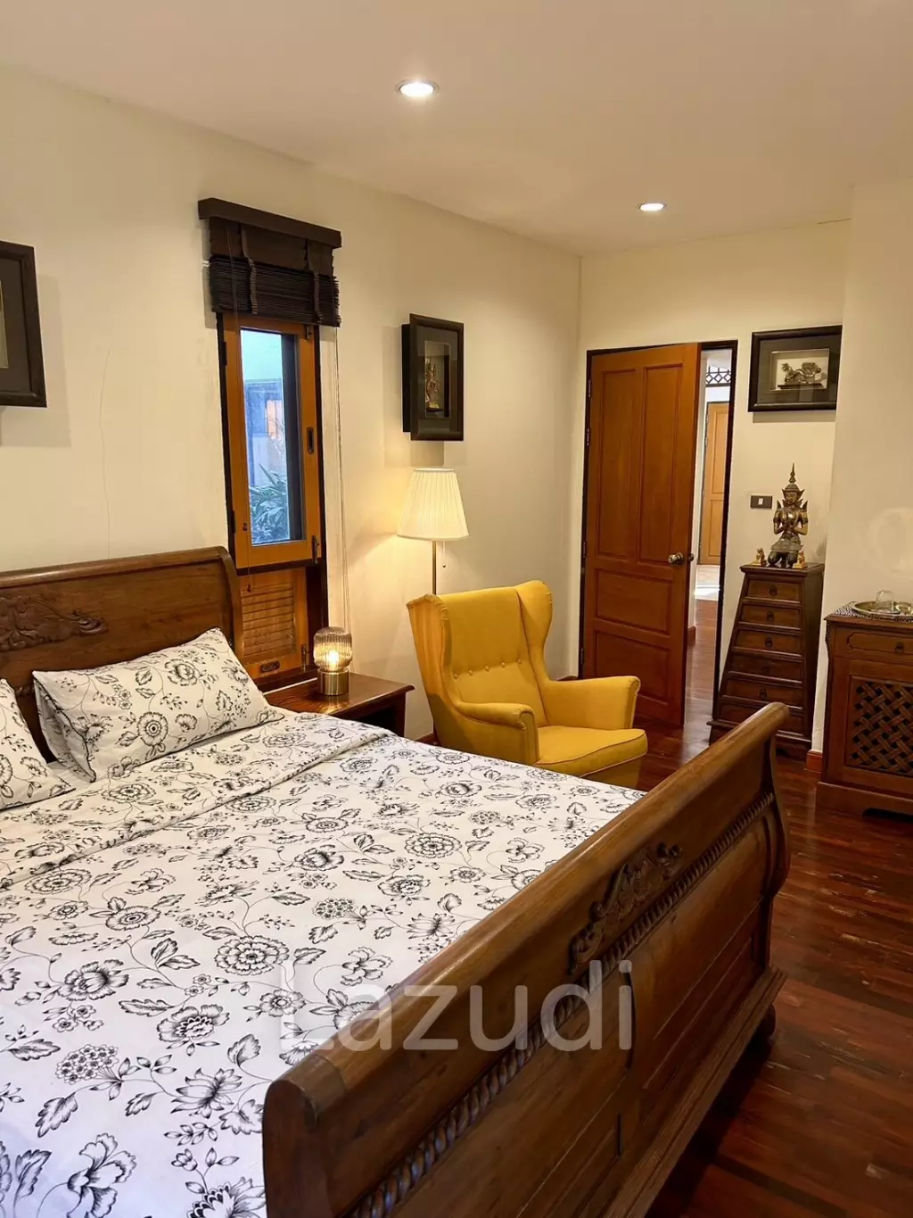 Stunning 3 beds 3 baths hillside Villa with Seaview