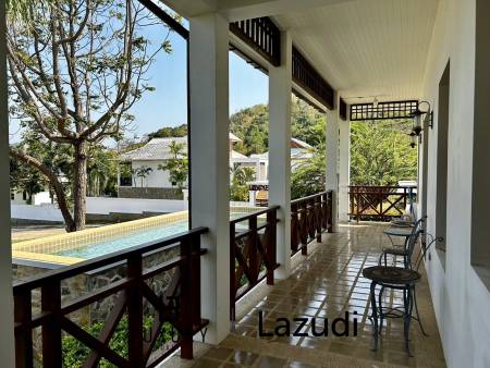 Stunning 3 beds 3 baths hillside Villa with Seaview