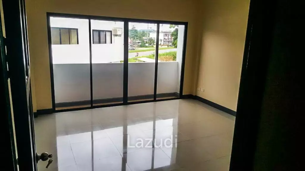 Townhouse for Sale in Mae Chan