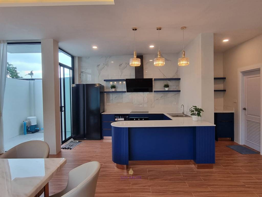 Brand New 3-Bedroom Pool Villa In Soi Suksan 2, Rawai