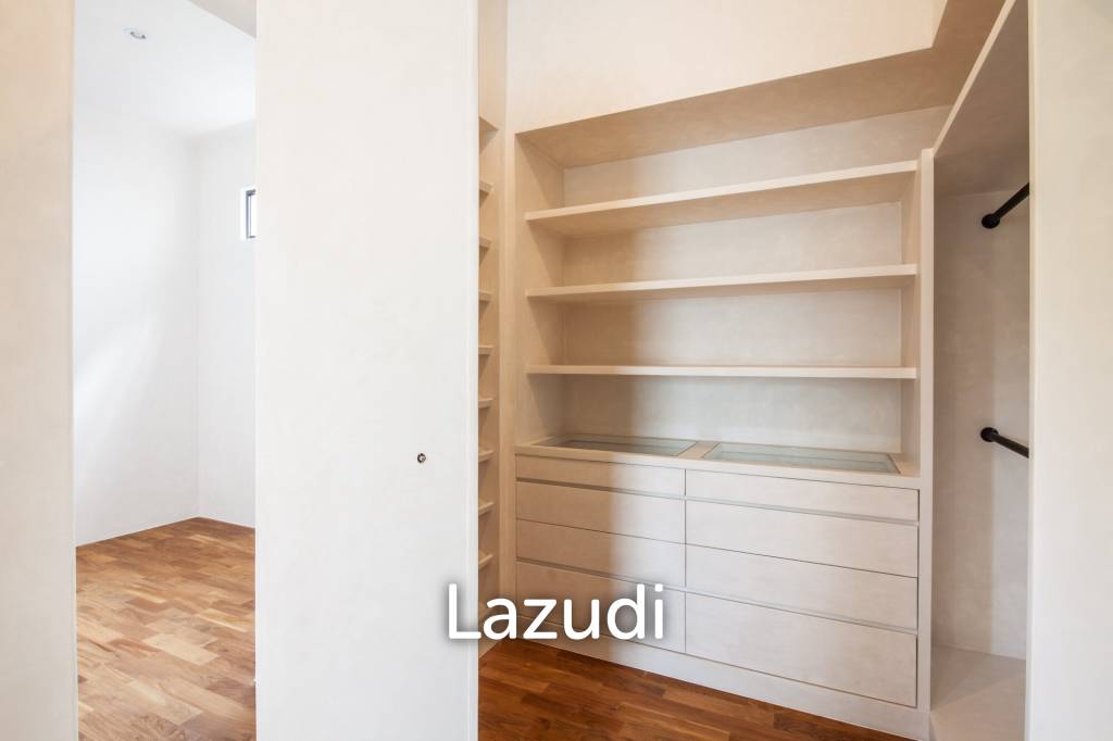 NEWLY BUILT MEDITERRANEAN-SPANISH STYLE VILLA MINUTES DRIVE TO BERAWA BEACH