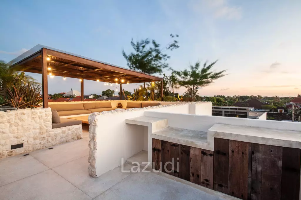 NEWLY BUILT MEDITERRANEAN-SPANISH STYLE VILLA MINUTES DRIVE TO BERAWA BEACH