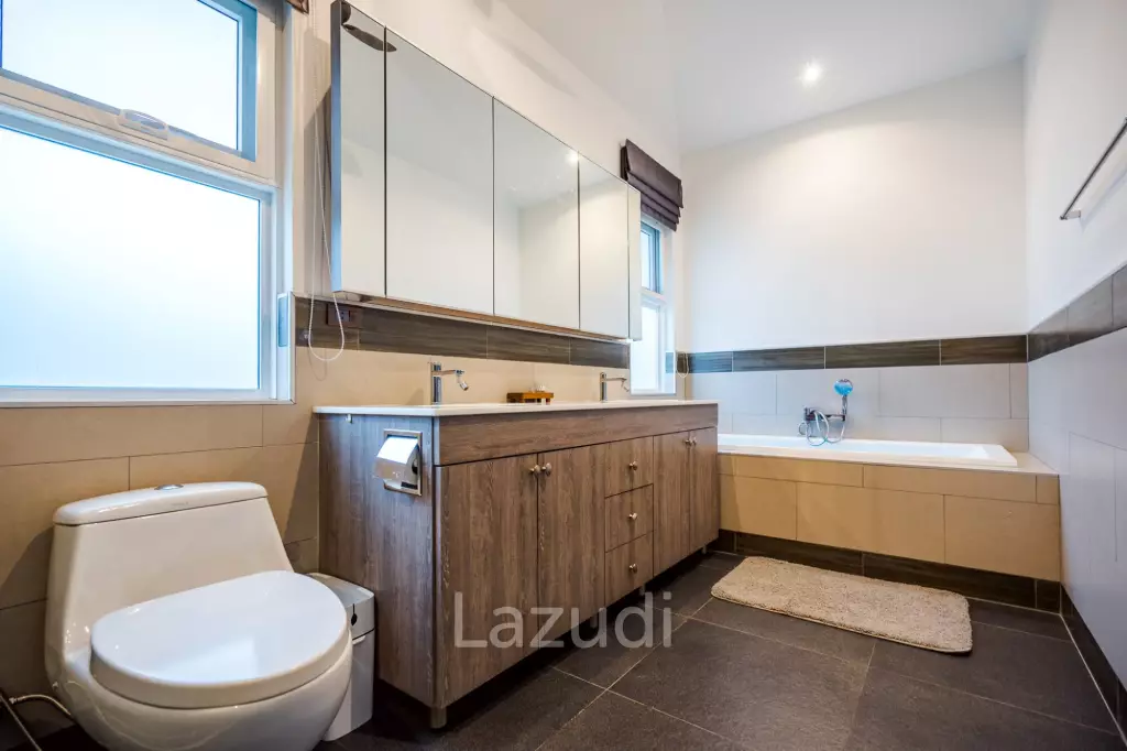 Good Deal - 3 Bedroom Villa with Private Pool In Mali Prestige