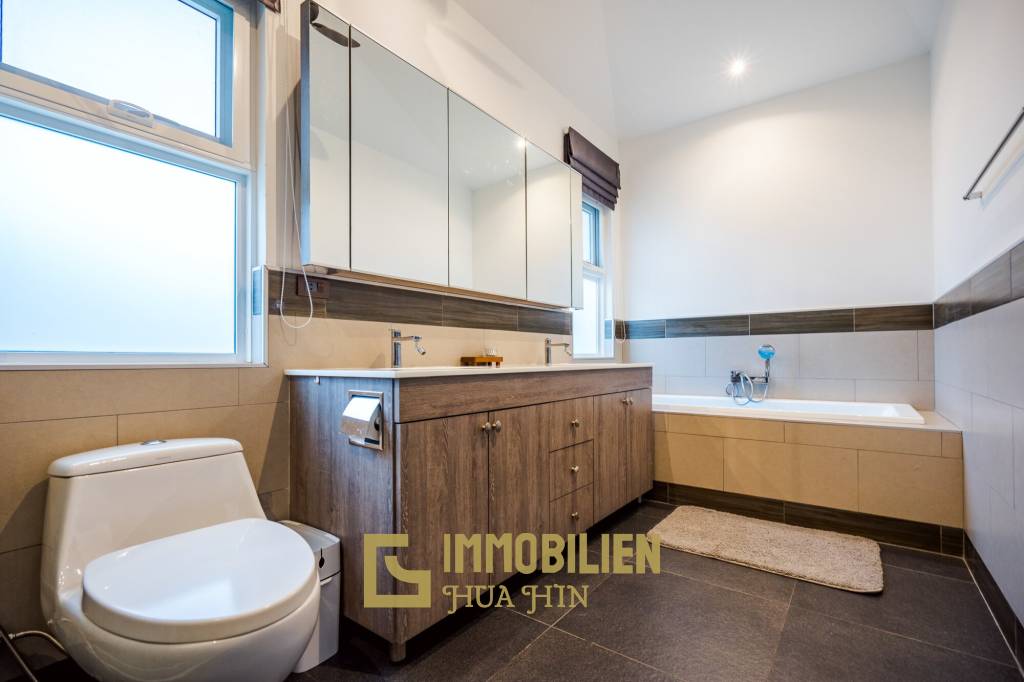 550 qm 3 Bett 2 Bad Villa Für Verkauf